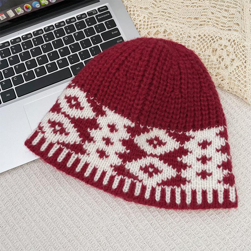 Niche designer retro plaid knitted hat children's autumn and winter new versatile warm ear protector wool hat
