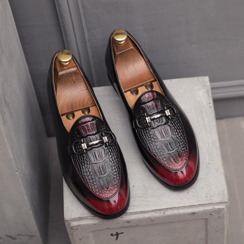 New Fashion Crocodile Pattern Leather Gentleman Stress Shoes Men Business Driving Shoes Loafers Chaussure Party Flats Dress Shoe