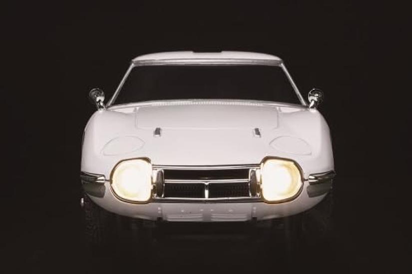 Jozen Vintage Car Series TOYOTA 2000GT 1/24 [MF10L] JRVC108-WH