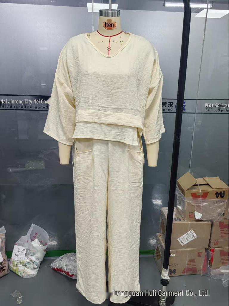 2025 Euro-American Style Solid Color Casual Two-Piece Set: Crew Neck Top & Mid-Waist Pocket Pants