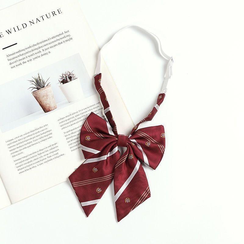 Silk Kids Tie With Striped Pattern For Graduation And School Events