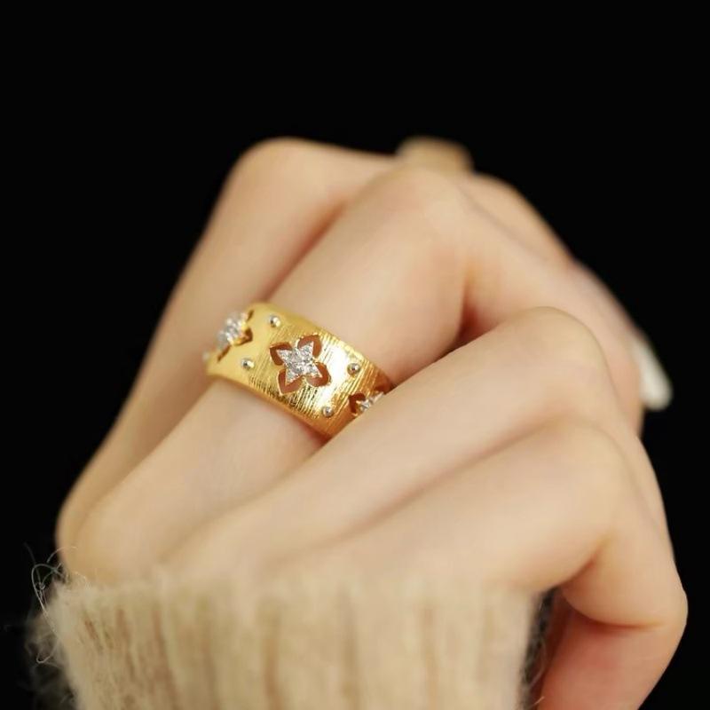 ZAKOL Elegant Four-leaf Flower Zircon Open Ring for Women Vintage Gold Color Couple Rings Luxury Zircon Gift