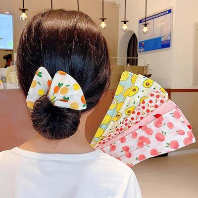 Clip Moño Cabello Patrón Fruta Creador de Moño Fácil de Usar Herramienta Versátil para Peinar el Cabello Giro Accesorio Moño Cabello Largo