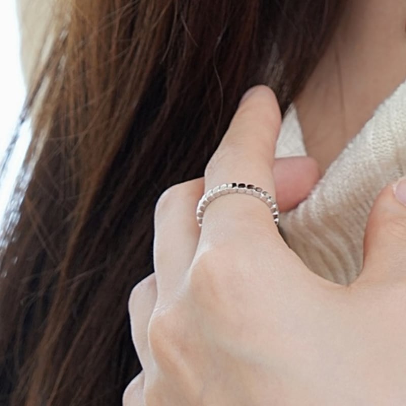 BELLOOGGI Laurel ring