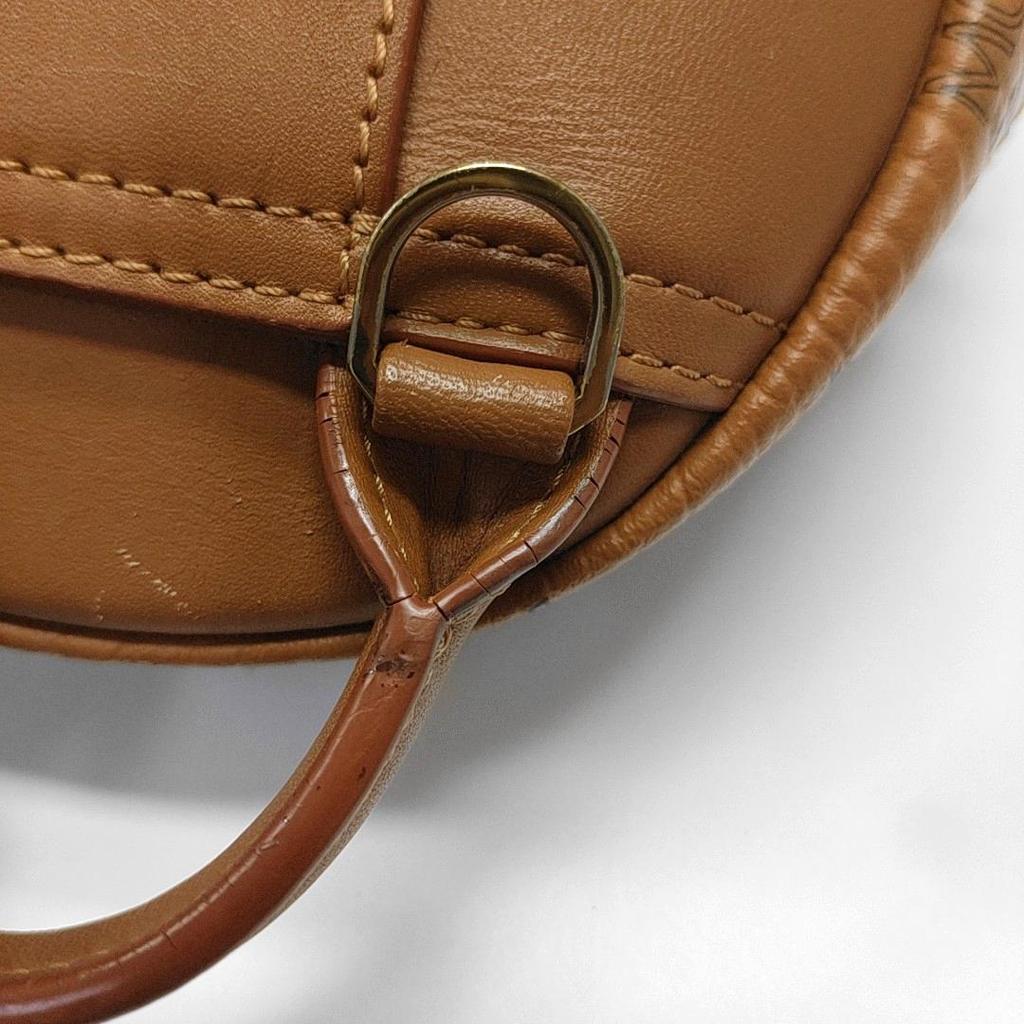 [Pre-Owned] Classic Allover Logo Studded Three-In-One Coated Canvas Shoulder Crossbody Backpack - Good #5MJAAC