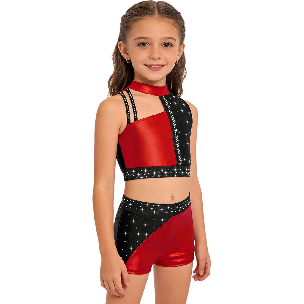 Funkelndes Strass-Performance-Outfit für Mädchen: Metallisches Colorblock Crop-Top mit passender elastischer Shorts für die Bühne