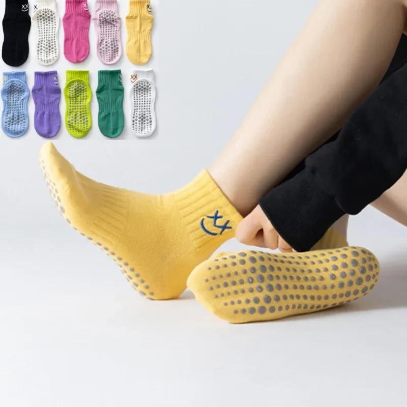 Neue feste Farbe, einfache, rutschfeste, atmungsaktive Yogasocken, Pilatessocken für Damen, Indoor-Tanz, Fitness, Gymnastik, Training, Sport-Socken