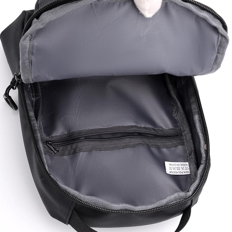 Men's Chest Bag Multifunctional Lightweight Large Capacity Commuting Nylon Outdoor Crossbody Bag