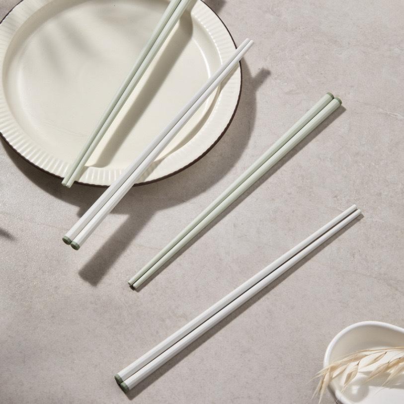 5 Pairs Alloy Chopsticks Food Grade Material High Temperature Resistant Healthy Anti Slip Mold Resistant Household Tableware