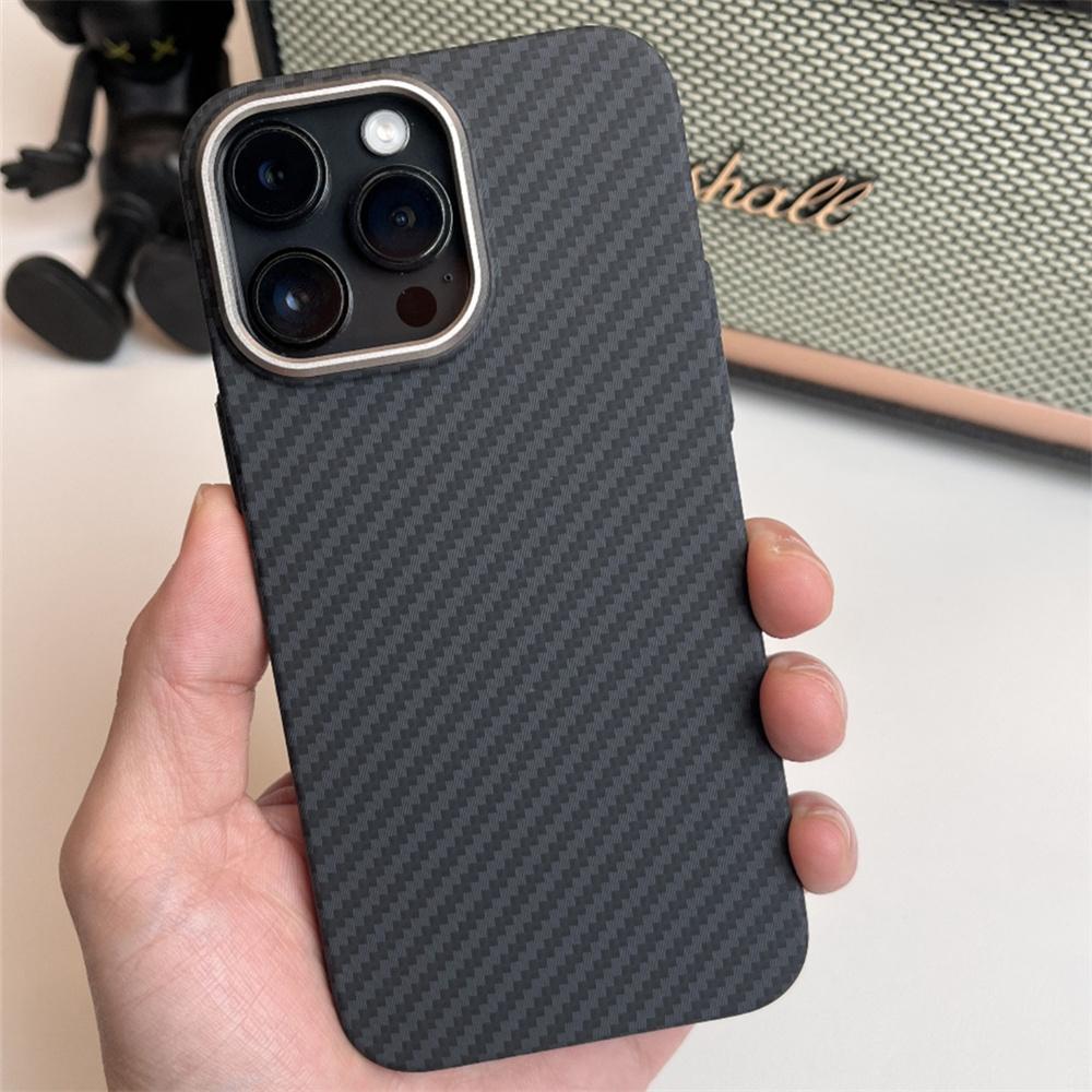 

Роскошный магнитный кевларовый чехол из углеродного волокна для чехла Magsafe для iPhone 15 14 Plus 13 12 11 Pro Max, защитный чехол для камеры For iPhone 11