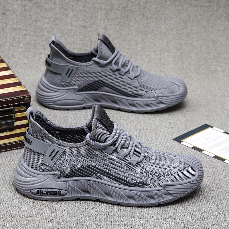 Men's Plus Size Minimalist Casual Sneakers – Trendy, Breathable, and Lightweight Running Shoes