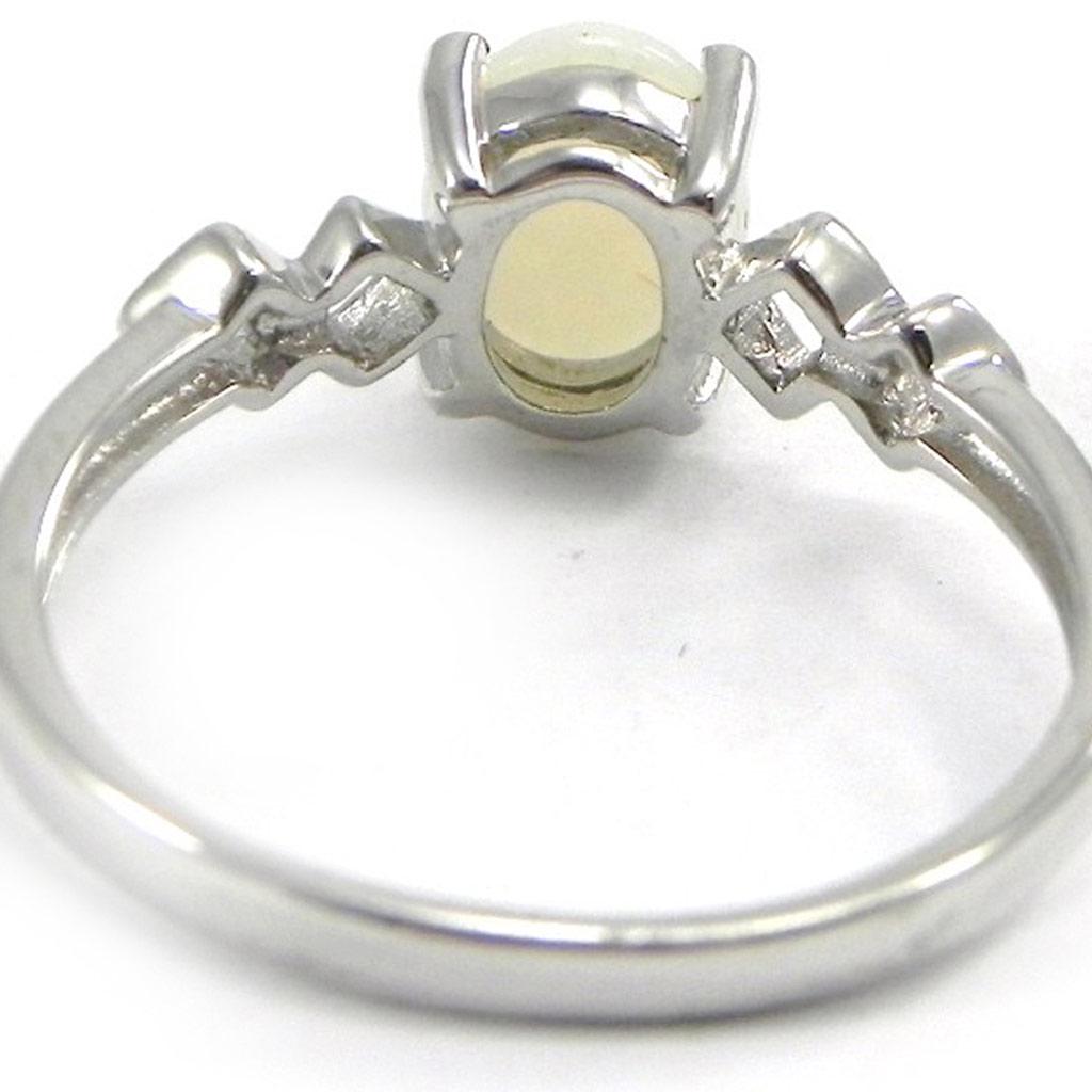 Silver Ring 'Goddess Opal' White Silver (rhodium) - 6x9 Mm