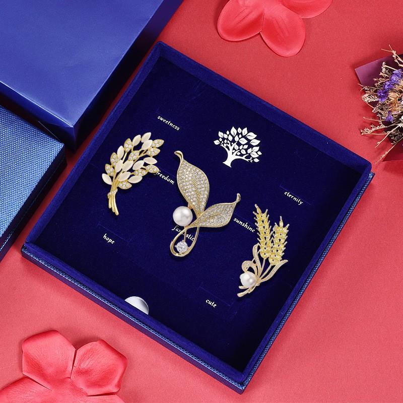 Elegant Pearl Brooch Set Women Wheat Inspired Floral Pin Anti-Slip Decorative Accessory Alloy Finish