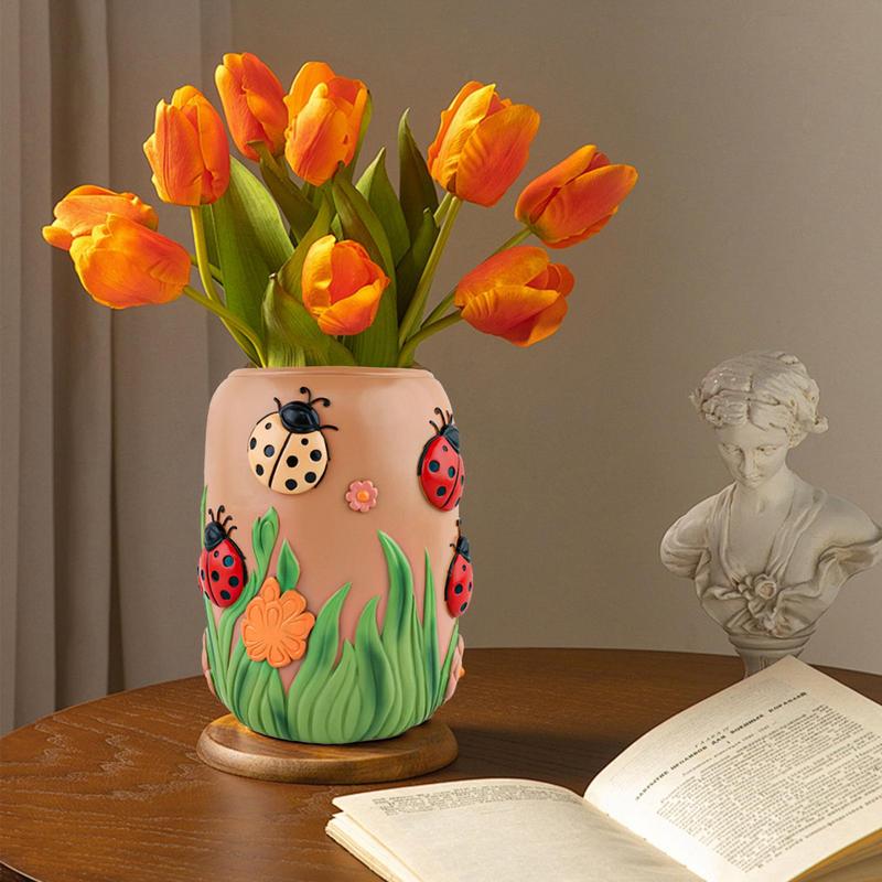 Cute Ladybug Planter Creative Resin Crafts Succulent Planter Living Room Study Balcony Home Room Flower Unique Decorative Gift