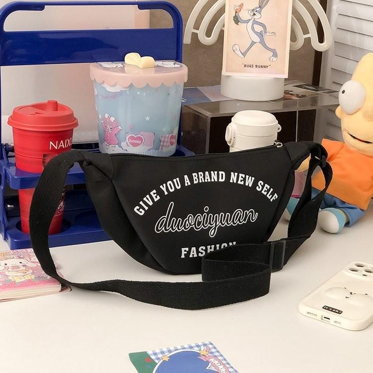 

Trendy Women s Single Strap Waist Bag In Versatile Colors Perfect For Commuting And Casual Outings чорний