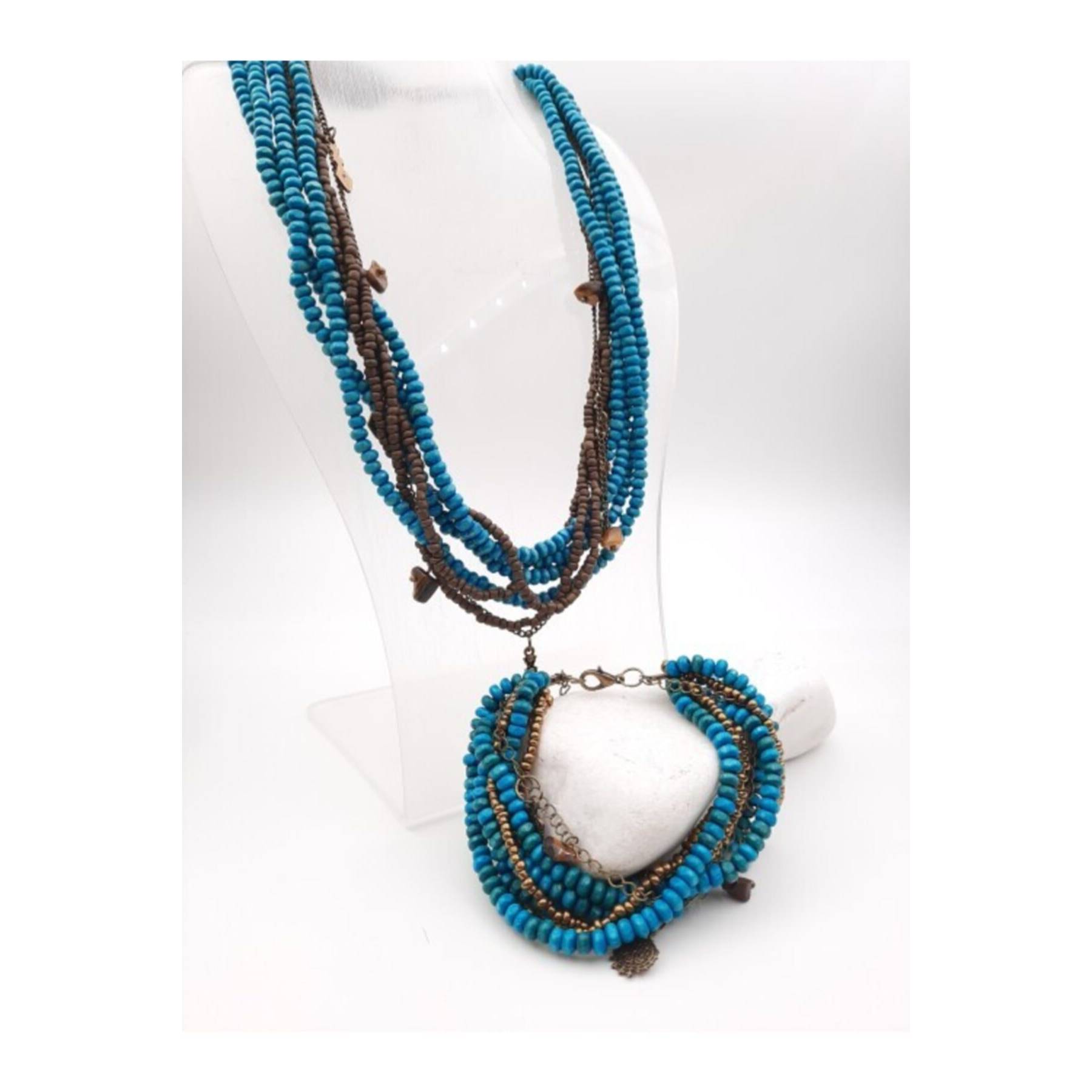 

Authentic Necklace Earring Set