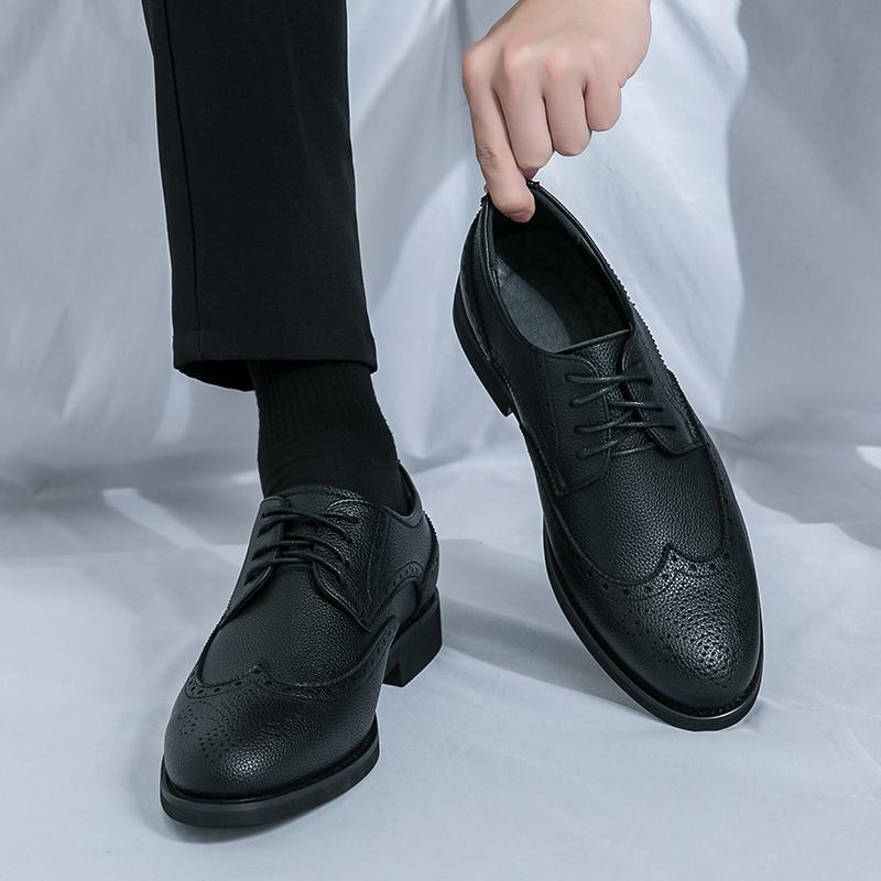 Fashion Comfortable Male Formal Dress Oxfords Shoes British Style Luxury Business Shoe Non Slip Office Flats Men Casual Lether Shoes