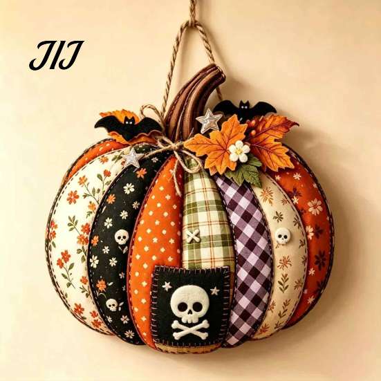 Seasonal Indoor Outdoor Sign Patchwork Pumpkin Wooden Door Hanger, Fall Harvest Halloween Decorative Maple Leaf Wreath with Leaves Berries, Farmhouse