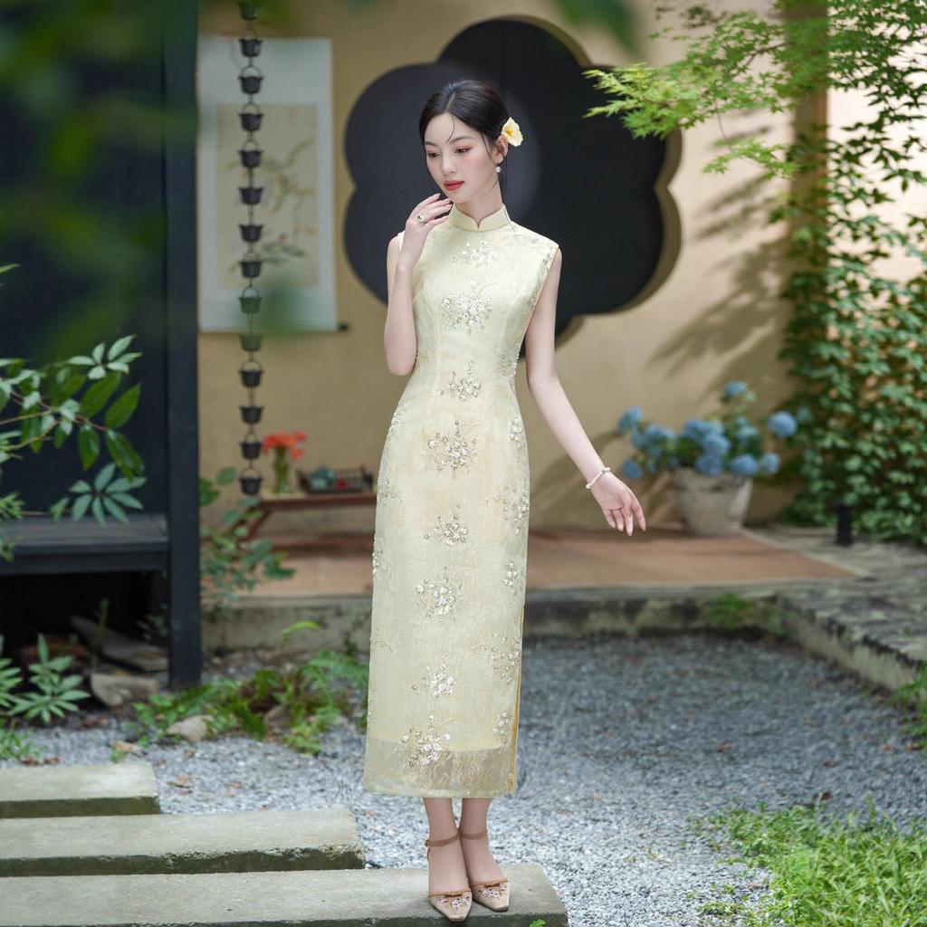 1011 yellow summer and autumn high-end cheongsam Chinese sleeveless new beautiful improved temperament national style dress daily