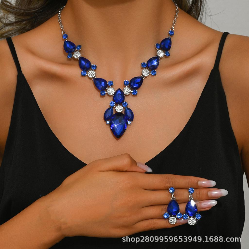 Dress Jewelry Direct Sales Necklace Earrings Two-piece Set Flower Bride Retro High-end Design Set