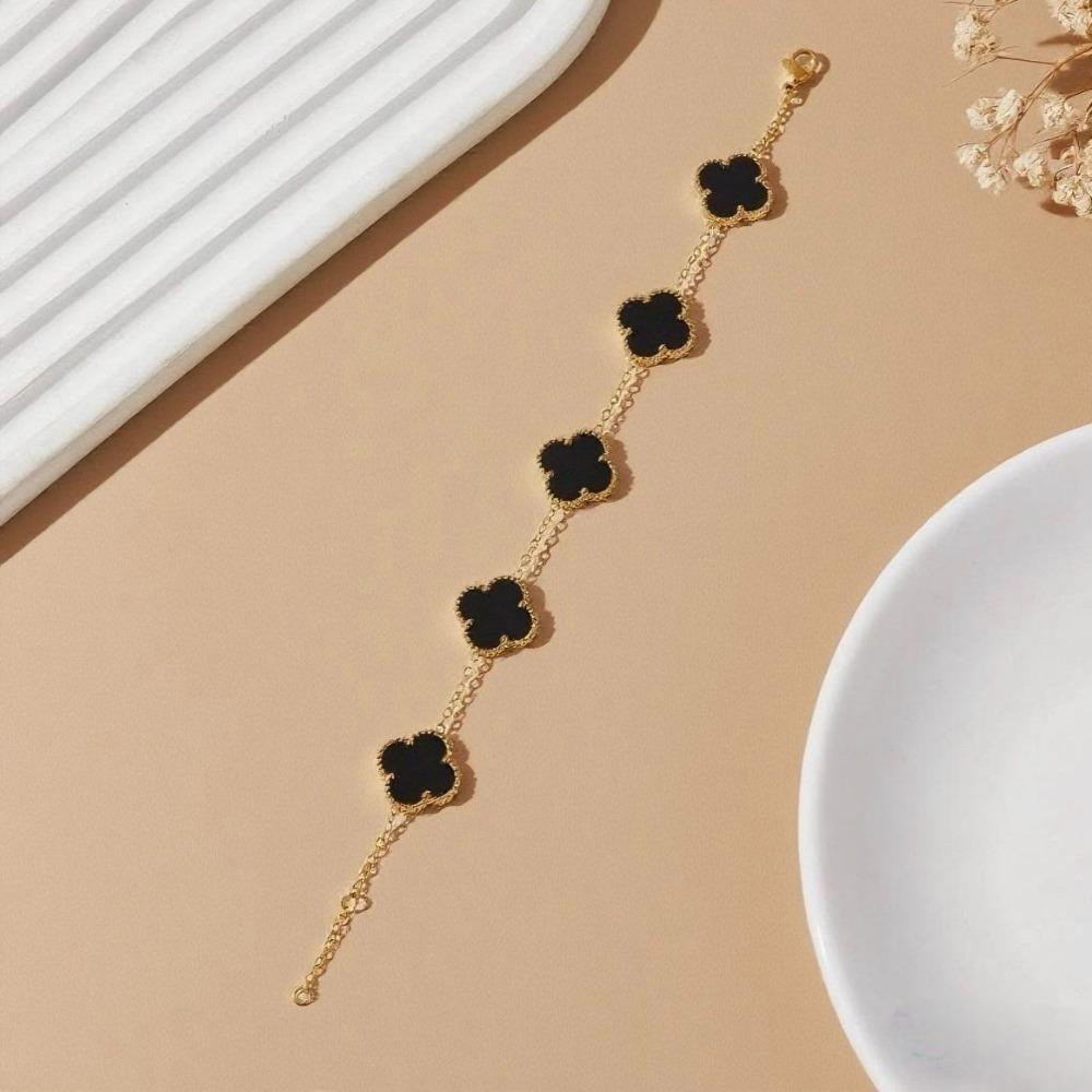 Bracciale alla moda con quadrifoglio Lusso leggero Gioielli da donna di alta gamma