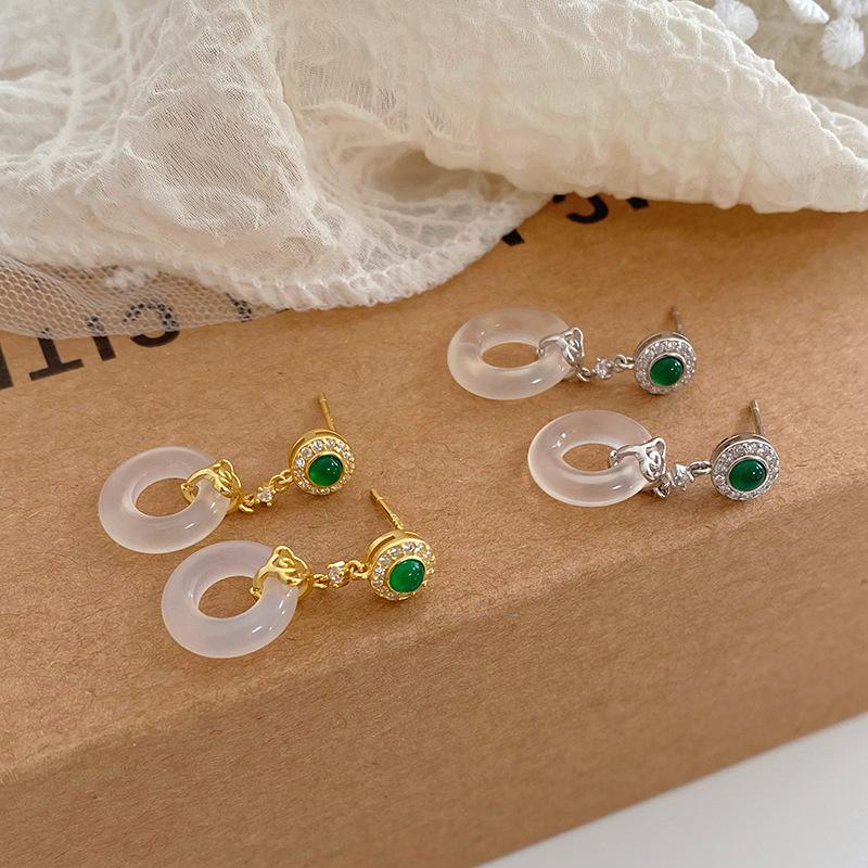 Xiangyun Ping An Buckle Earrings Light Luxurious Personality Versatile Art Style Small Fresh Earrings