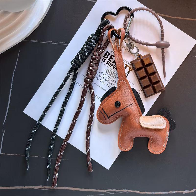 Year of the Horse Unicorn Keychain: Cute Pony Pendant Exquisite Figurine for Backpack
