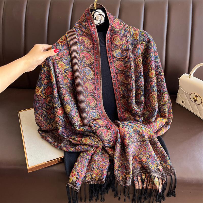 Bohemian Autumn Paisley Cashmere Shawl for Women Jacquard Pashmina Warm Winter Scarves Print Design Lady Foulard Stoles Scarf