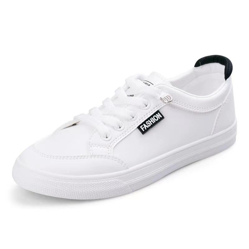 Shoes Women's 2025 New Spring and Summer Student Flat-bottomed Versatile Popular Board Shoes Spring and Summer Ins Trendy Shoes Sports Little White