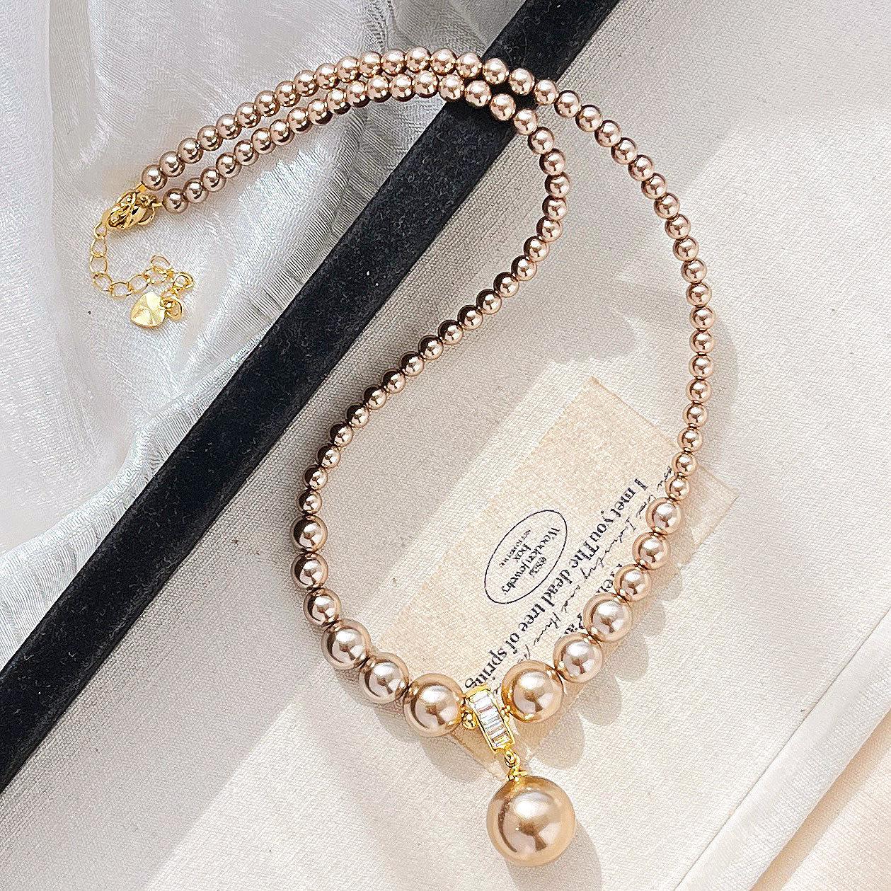 

High Quality Maillard Brown Gradual Change Smile Artificial Crystal Pearl Necklace Neck Chain Pendant