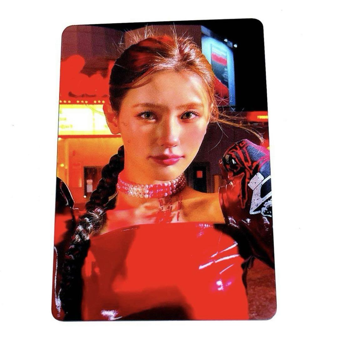 

[USED] (G)I-DLE Neverland Japan FC Limited Edition Continuation Bonus Miyeon Trading Card