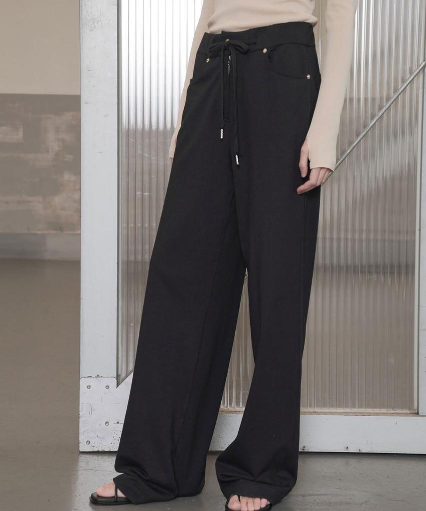 Ssikeoseun Drawstring Stretch Wide Pants_Black