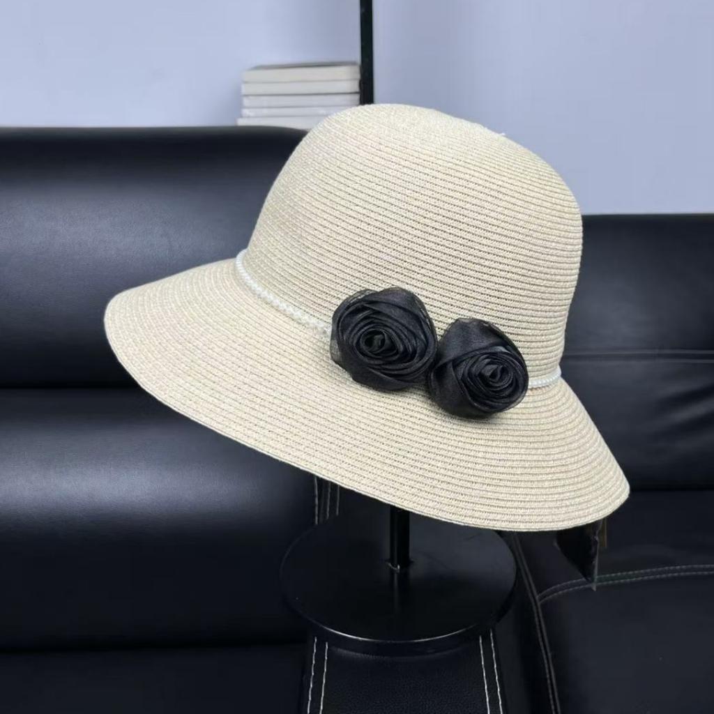 Fine grass French spring and summer 2026 new old money wind pearl flower dome straw hat sunshade sunscreen big brim basin hat