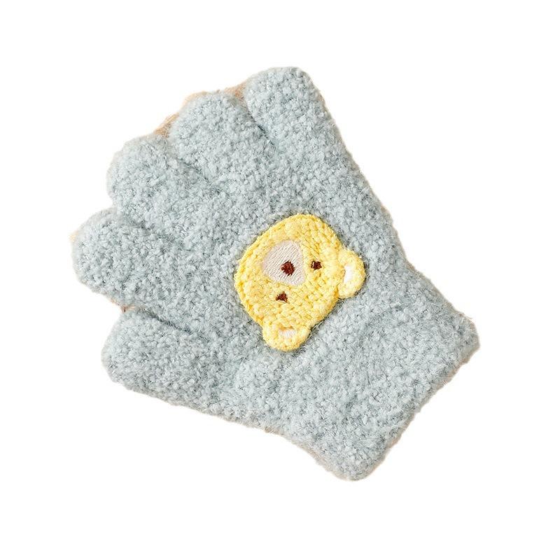 Cartoon children's gloves keep warm and cold in winter, all fingers, middle-aged children's kindergartens, boys and girls writing five fingers