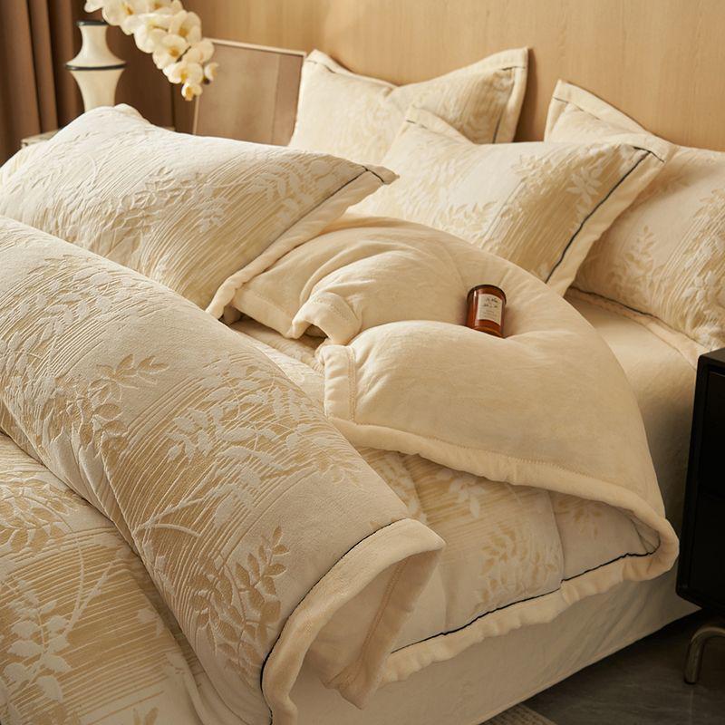 G5Z High Gram Milk Velvet Duvet Cover Set - Single Piece, Autumn/Winter, Thick & Warm with Pillow Covers.
