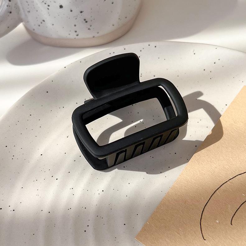 

Кремовий модний каре маленький зажим для жіночої потилиці Затискач для голови принцеси акула затискач з темпераментом високий хвіст заколка для волосся чорний