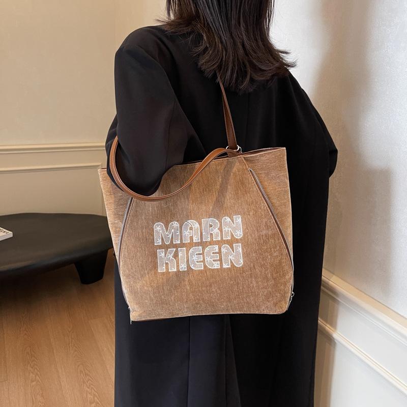 2025 new fashion trend women's bag diagonal span backpack large capacity tote bag