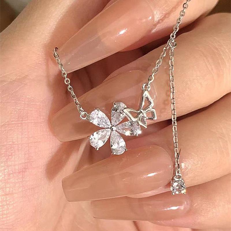 Ladies Flower Bow Y-shaped Necklace, Pear Shaped Cut Synthetic Zircon Inlay, Exquisite Floral Jewelry, Daily Wear