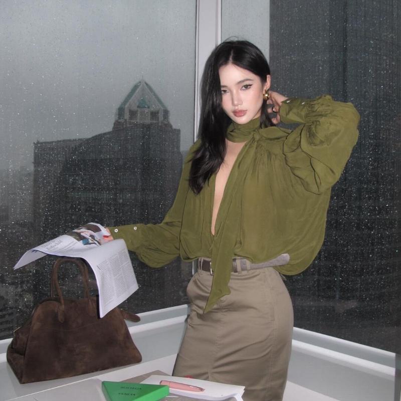 

Loose Thin Design with Niche Temperament 2025 Autumn New High-end Retro Streamer Long-sleeved Chiffon Shirt S зелений