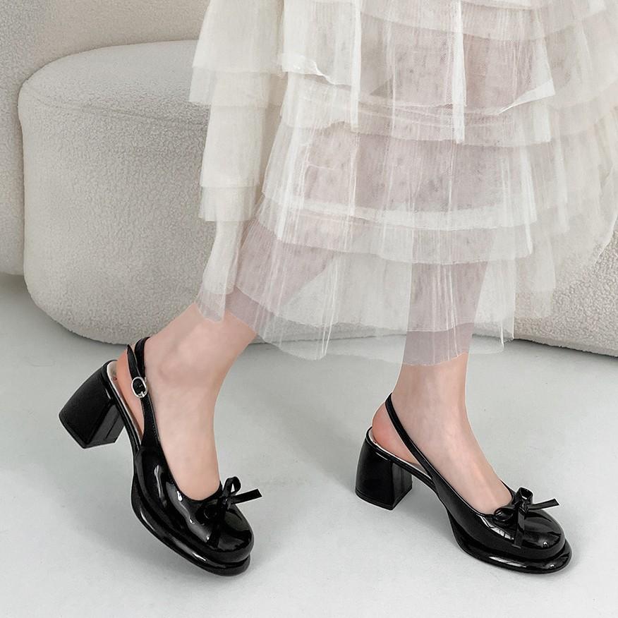 Fashion Cover Toe Butterfly-knot Women Sandals Fashion Thick Heel Singbacks Shoes Ladies Outdoor Gladiator Sandalias 2026 New