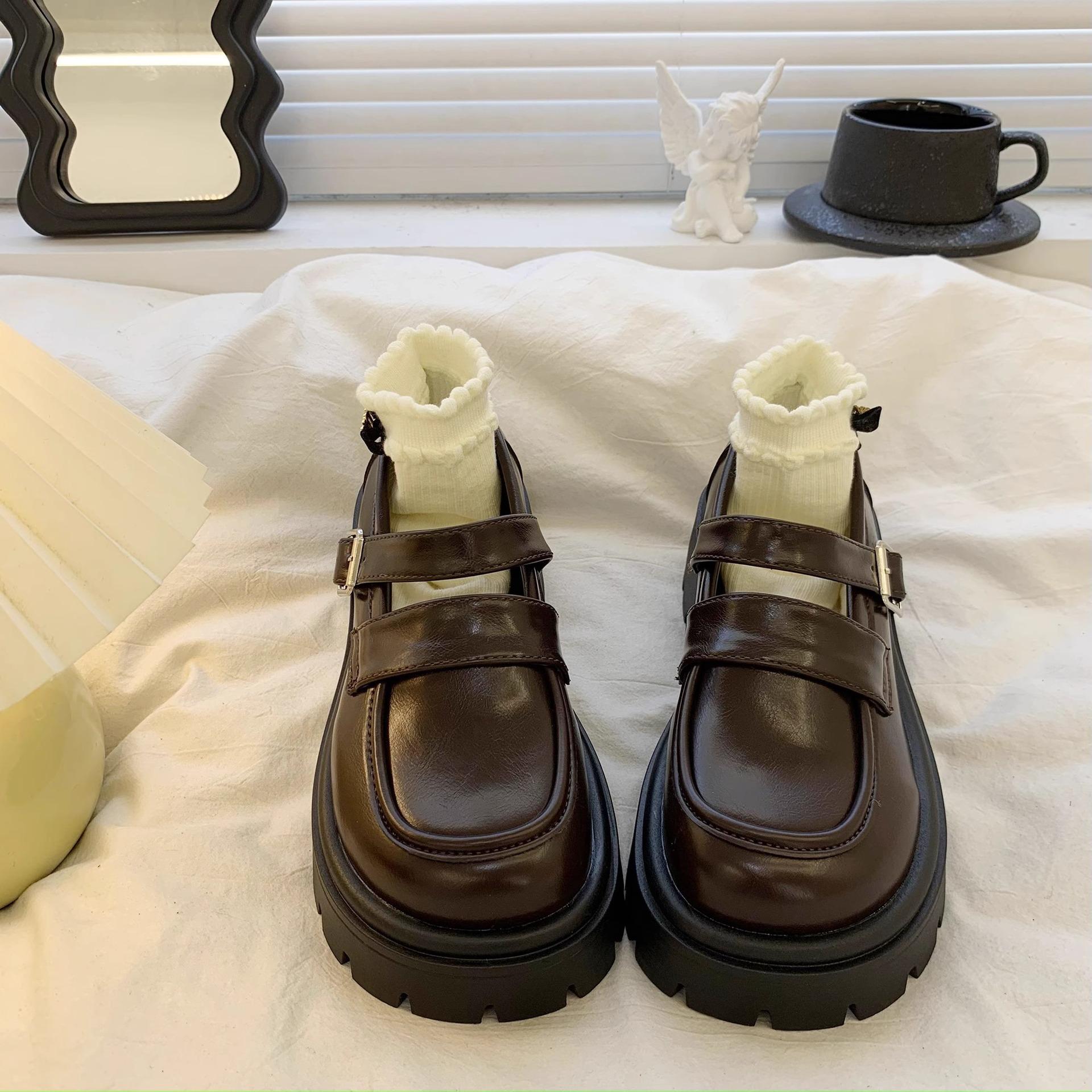 

Ретро платформа маленькие кожаные туфли женские весна новый колледж юбка 40 темно-коричневого