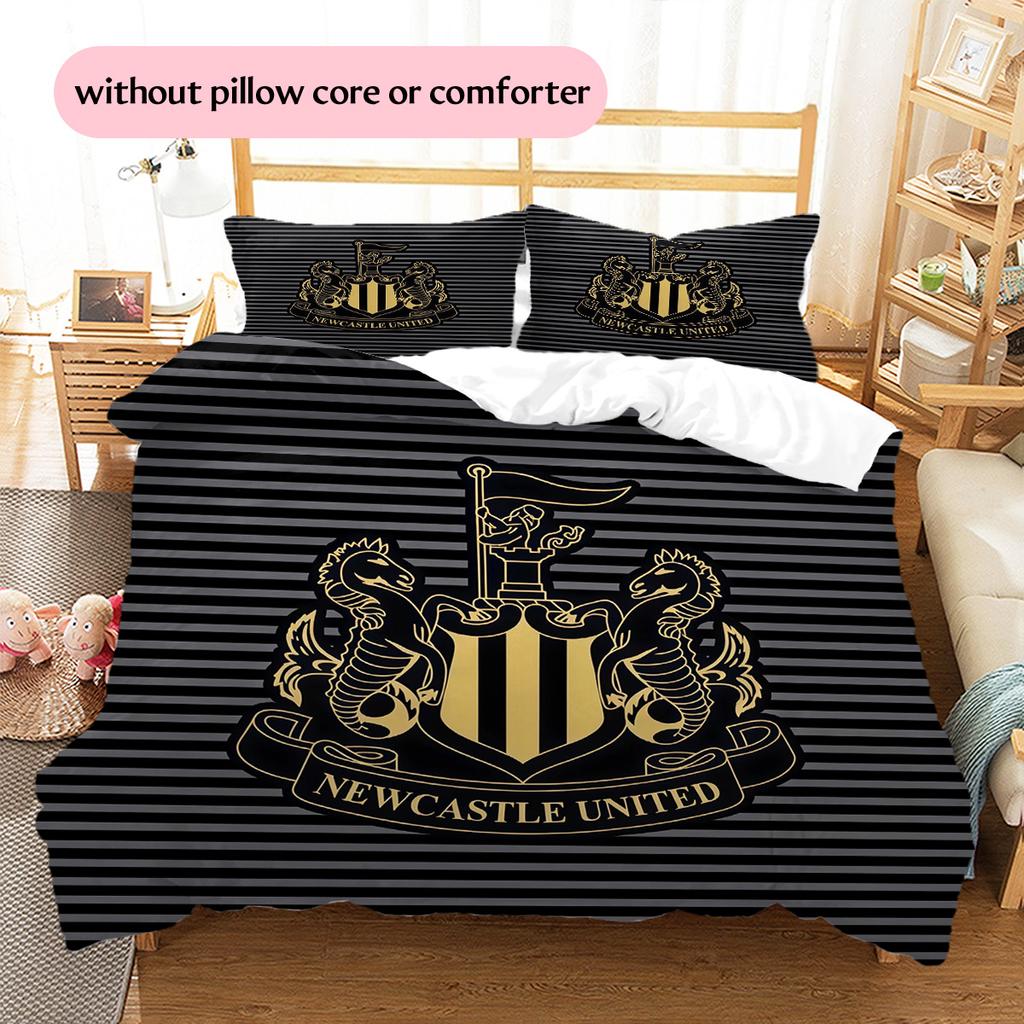 Newcastle United FC Pattern Bedding Quilt Set Home Decoration Gift (1 * Duvet Cover + 2 * Pillowcase Without Core)
