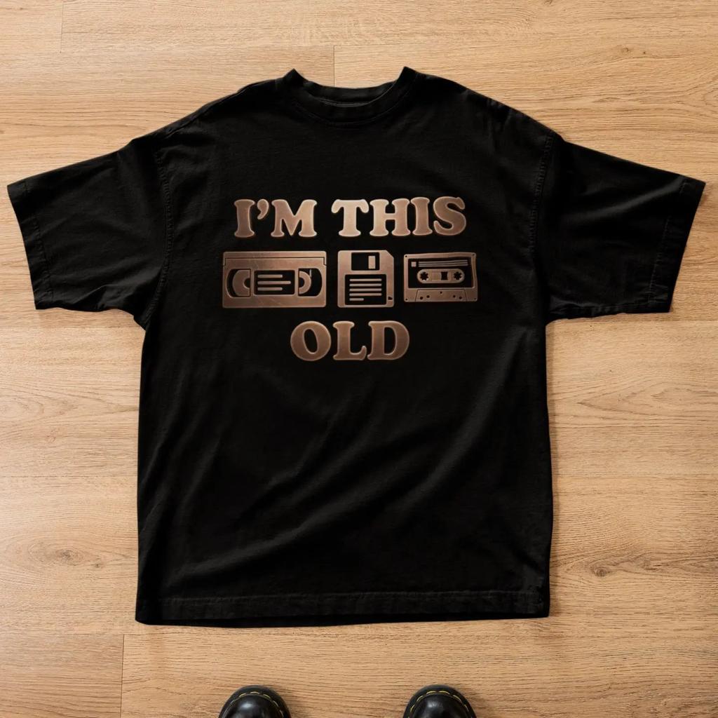 Im This Old Retro Cassette Floppy Disk T Shirt 80s 90s Nostalgia Vintage Streetwear Stylish Fashion Homme Stretched