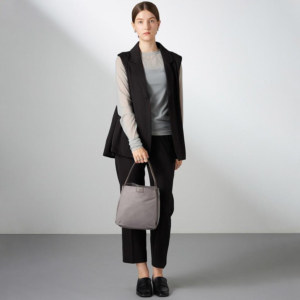 Isaac Square Tote, Small, 2005502, Black (10)