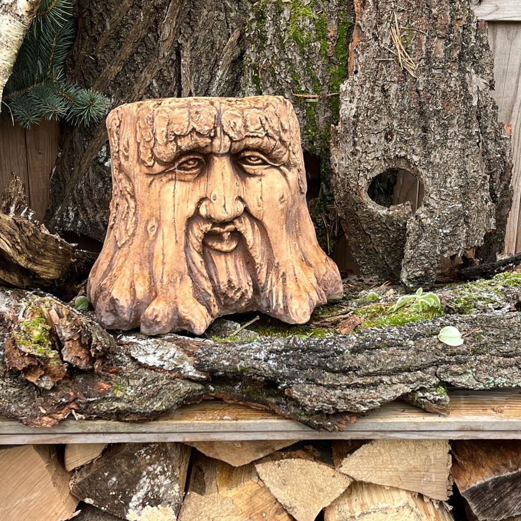 Oak head garden pot - decorative plant vase, high quality, resistant to outdoor conditions