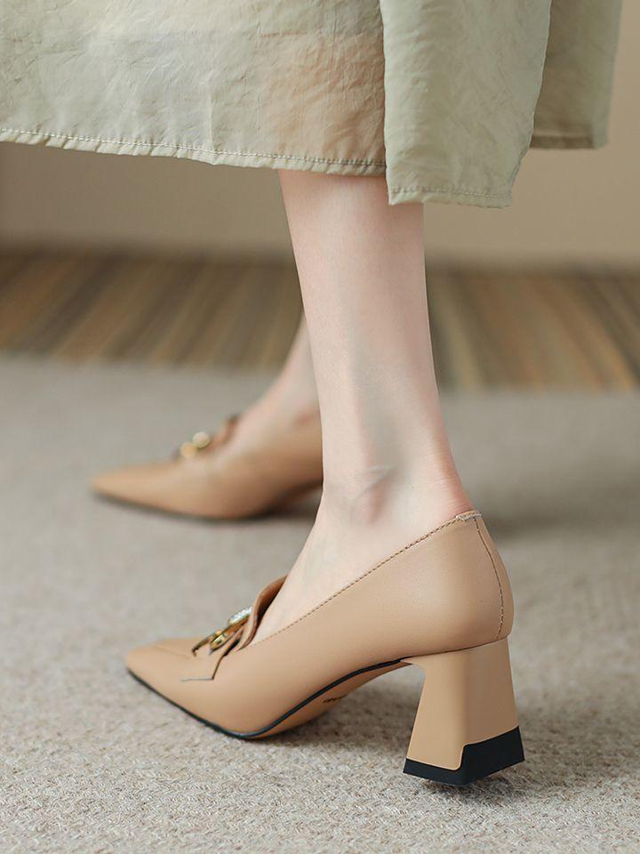 Nude loafers women's 2025 autumn new pointed high heels thick heel leather shoes niche design French single shoes