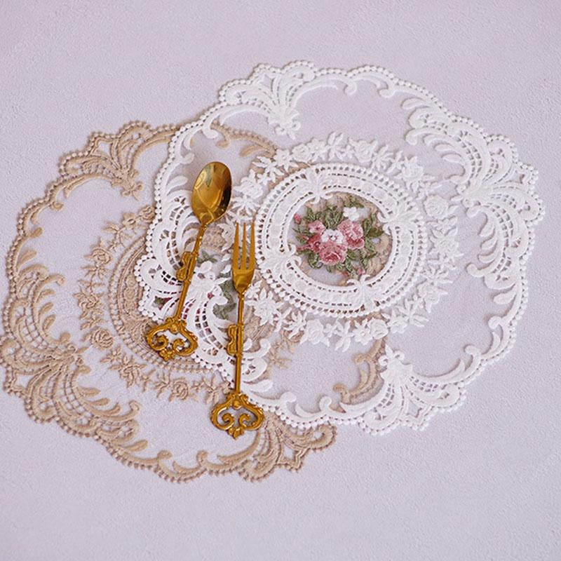 1Pcs Dining Table Embroidery Craft Placemat European Style Lace Insulation Plate Mat Anti-scald Coaster Table Pads