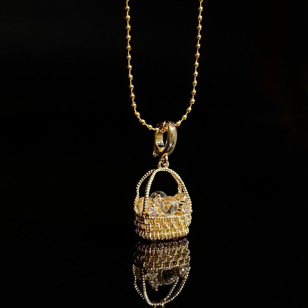 Jingxi Ji Natural Crystal Wealth Basket Pendant Necklace