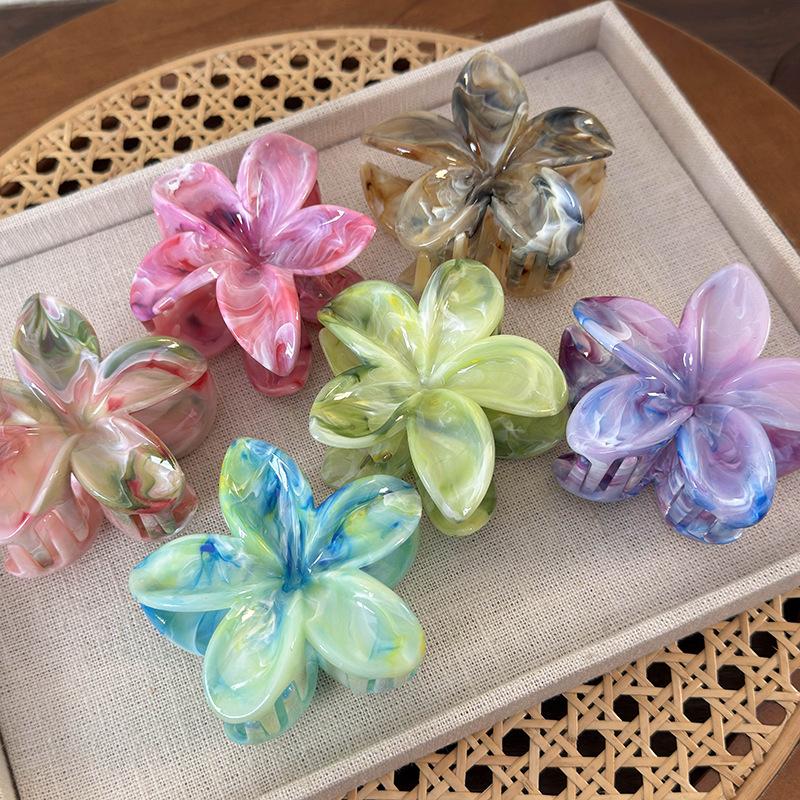 Flower Hair Claws Summer Beach Women Travel Hair Clips Bohemian Hairpins Girl Female Fashion Hair Accessories Barrettes Headwear