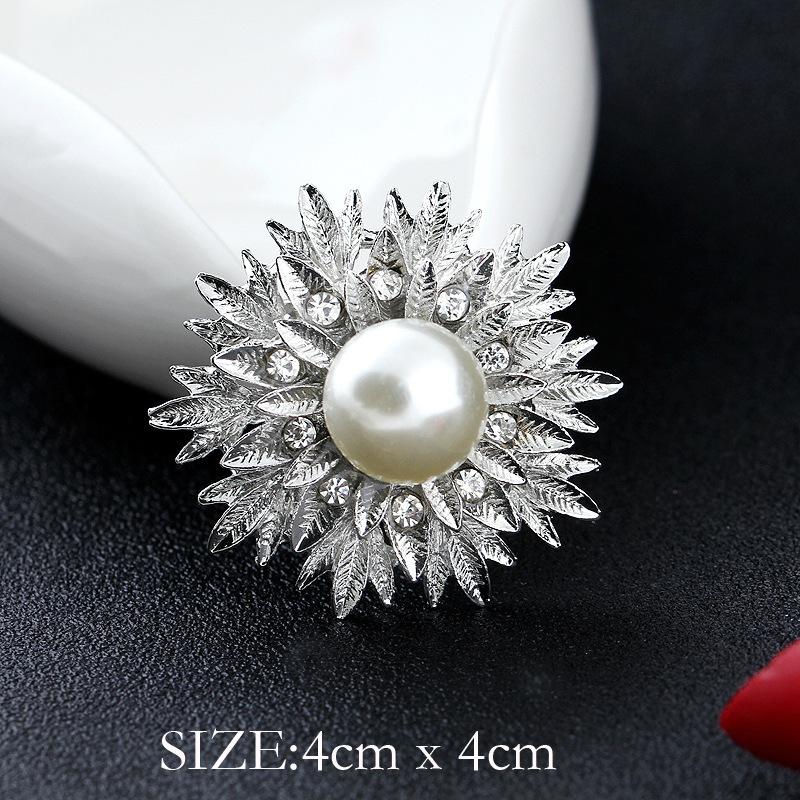 Mode Kristall Strass Persönlichkeit Vielseitig Perlenkranz Kleine Brosche Anstecknadel Damen Seidenschal Schnalle